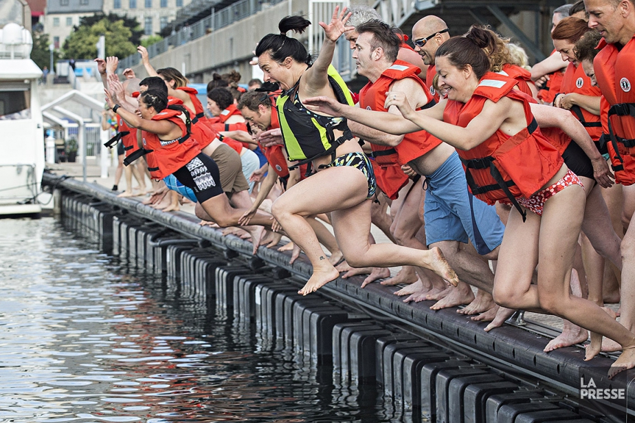 Se baigner dans l'eau du fleuve Saint-Laurent